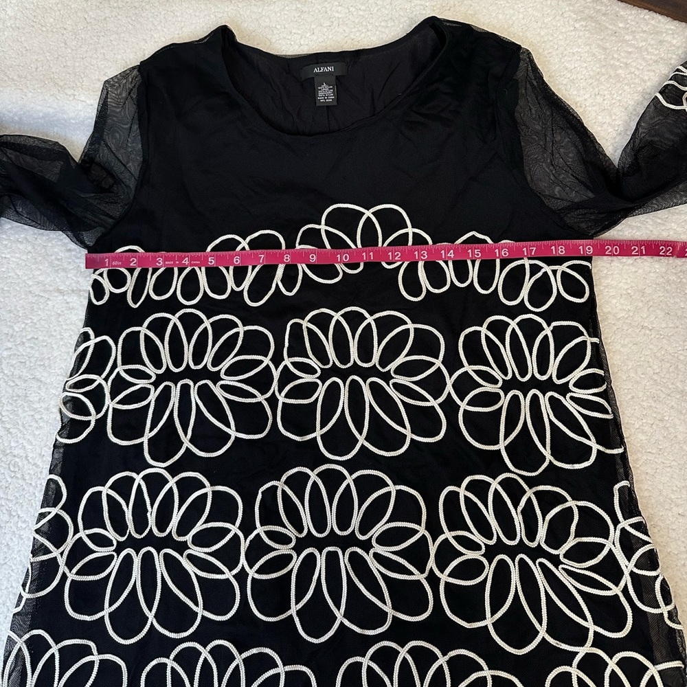 Alfani beautiful black and white top - Picture 8 of 11